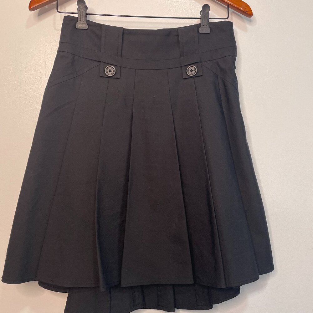 Ted Baker London Pleated Mini Skirt • Black A-Line Button Waist Size 0 (US 2)